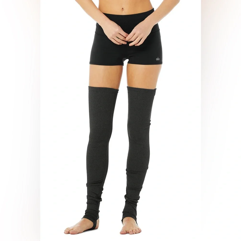 ALO YOGA | ✨NEW✨ Goddess Leg Warmers in Dark Grey Heather